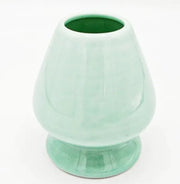 Soporte kusenaoshi de cerámica verde menta para el chasen de bambú