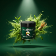Hero de campaña de Japanese Matcha Premium: lata con explosión de color sobre fondo de marca - imagen firma IA